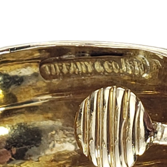 Tiffany & Co. 18K Yellow Gold Ribbed Clip-On Earrings #18483 - Picture 5 of 7